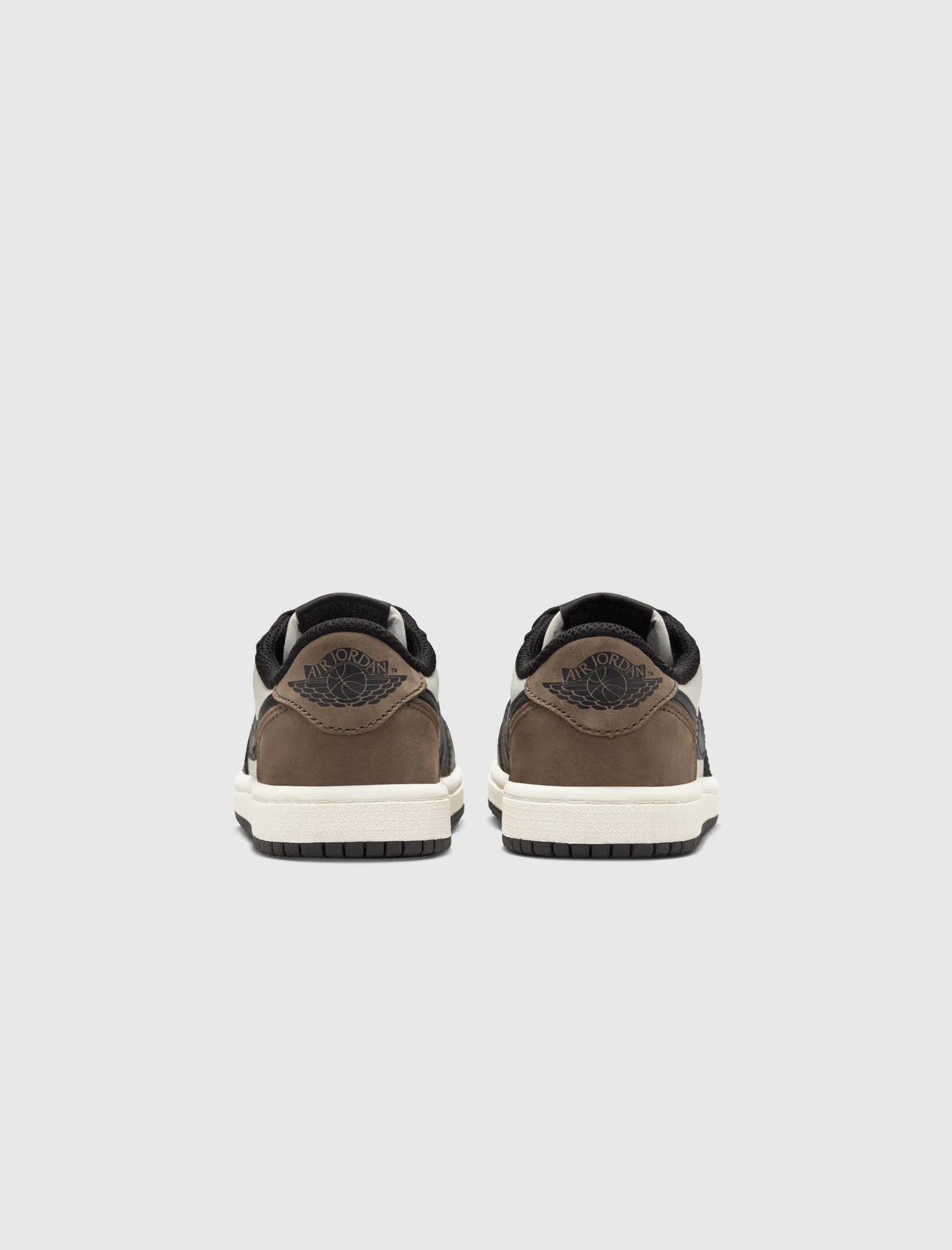 AIR JORDAN 1 LOW OG "DARK MOCHA" PS