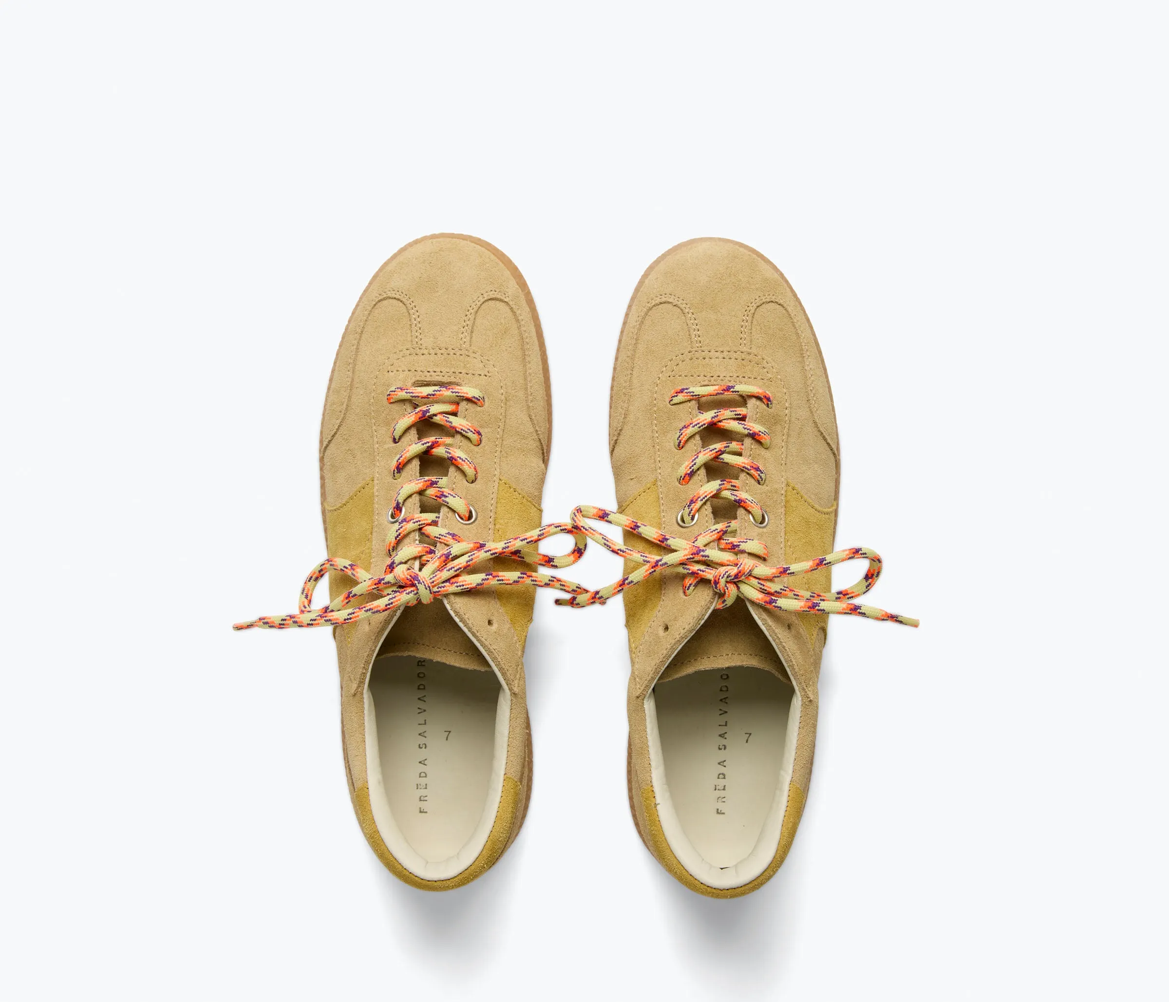 JACKIE COURT SNEAKER