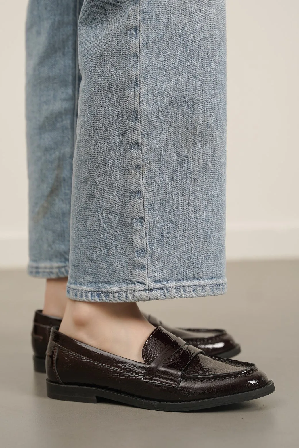 LEATHER PENNY LOAFERS