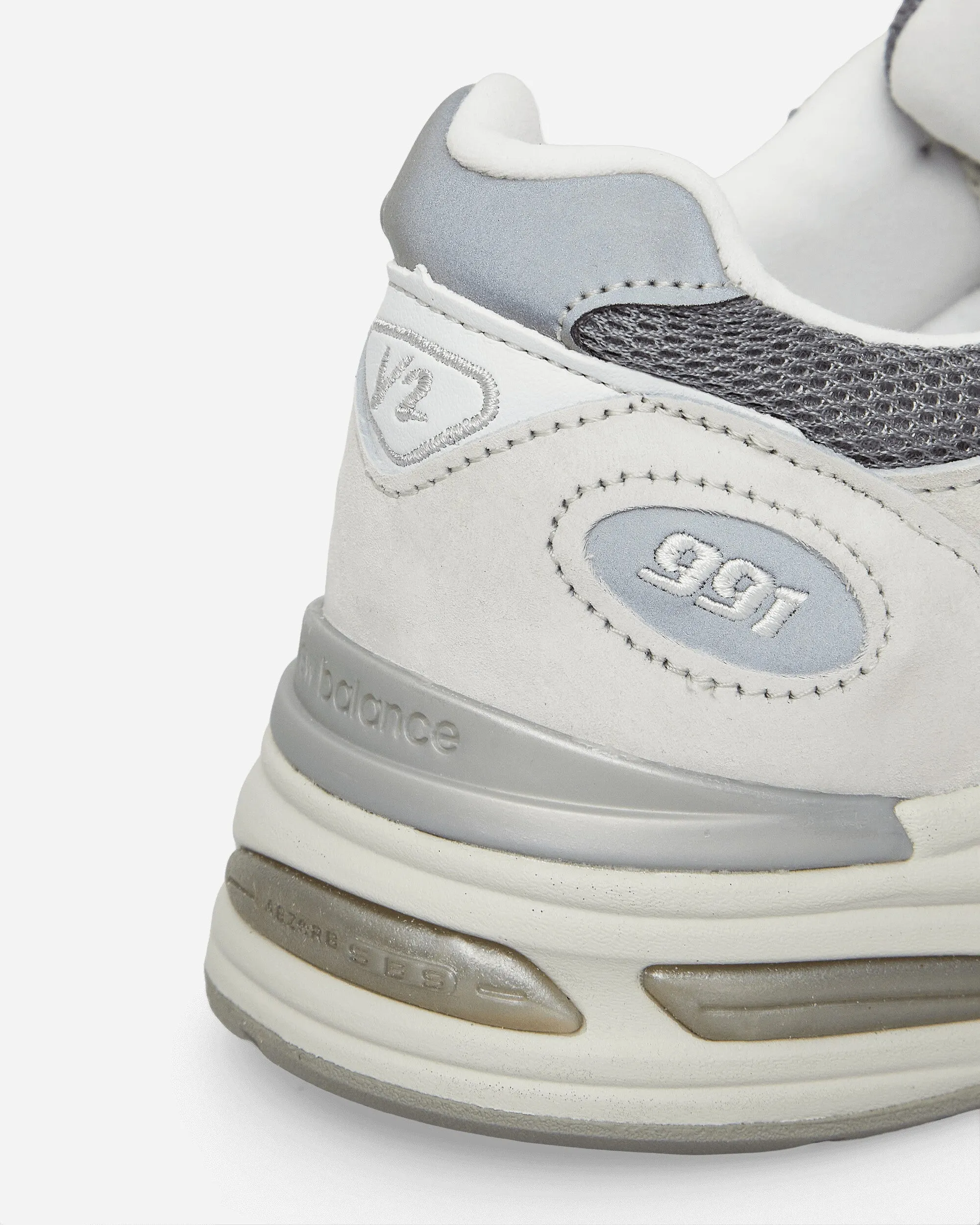 MADE in UK 991v2 Sneakers Nimbus Cloud / Silver