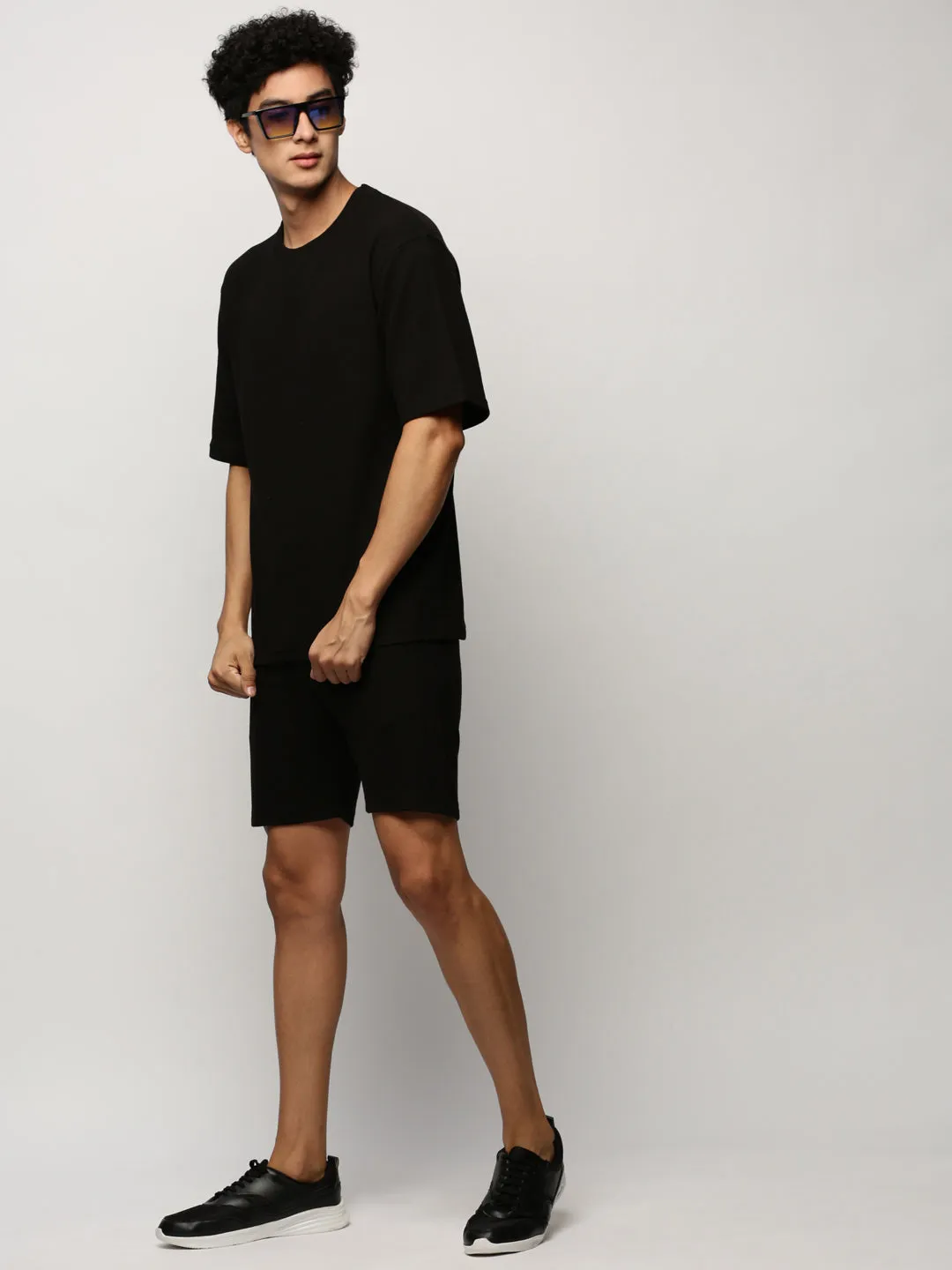 Men Black Round Neck T-Shirt & Shorts Co Ords
