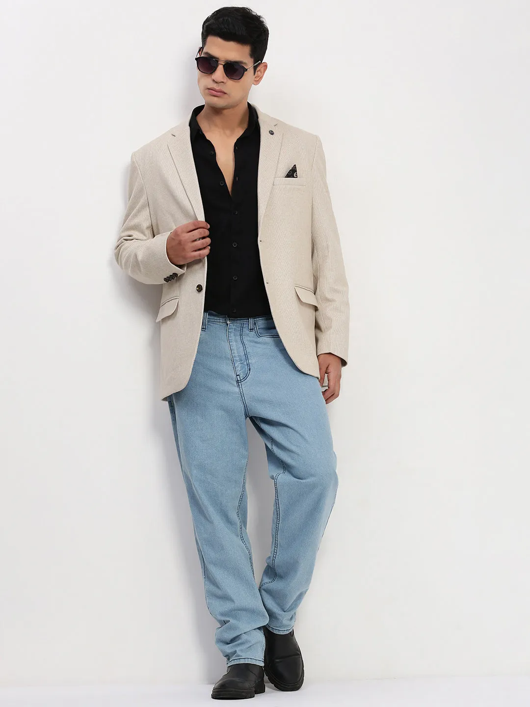 Men Cream Solid Single Breasted Blazer
