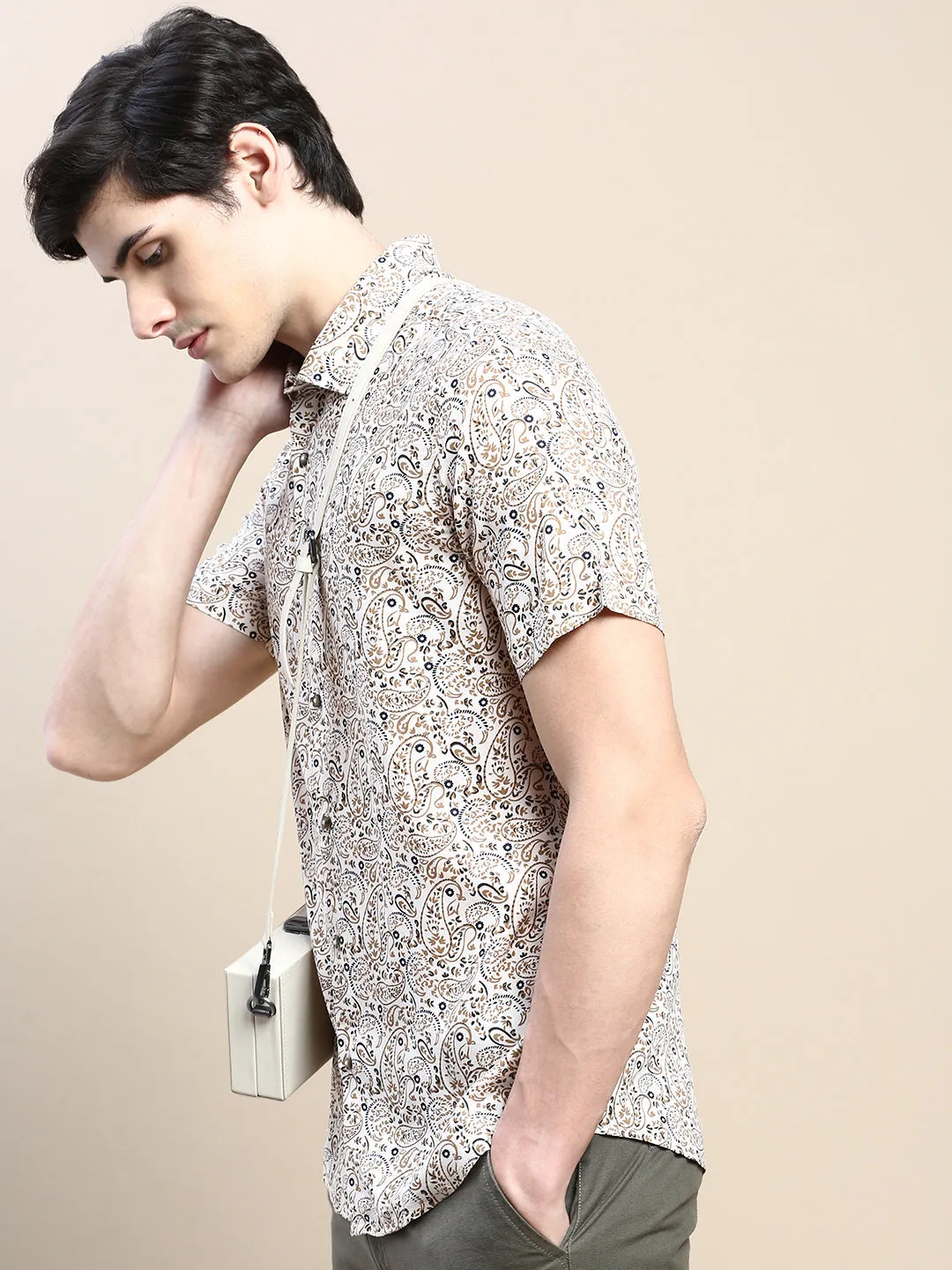 Men Cream Standard Paisley Printed Cotton Casual Shirt