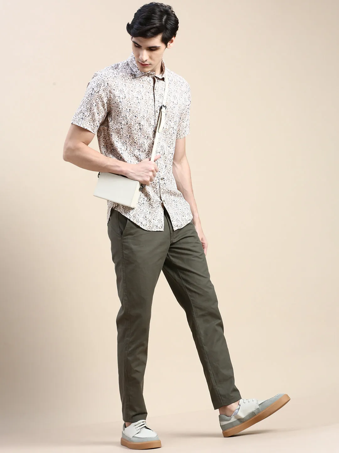 Men Cream Standard Paisley Printed Cotton Casual Shirt