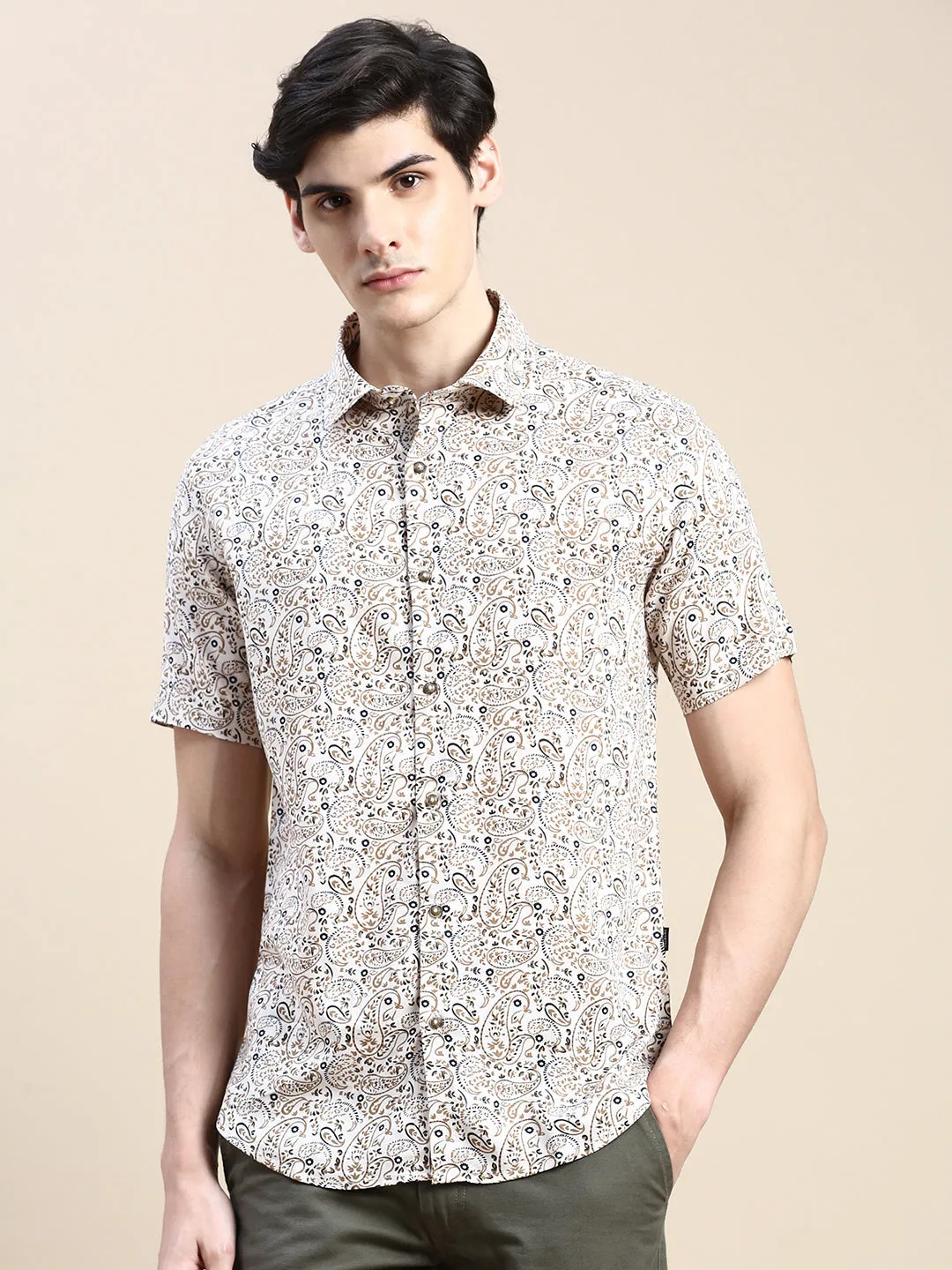 Men Cream Standard Paisley Printed Cotton Casual Shirt