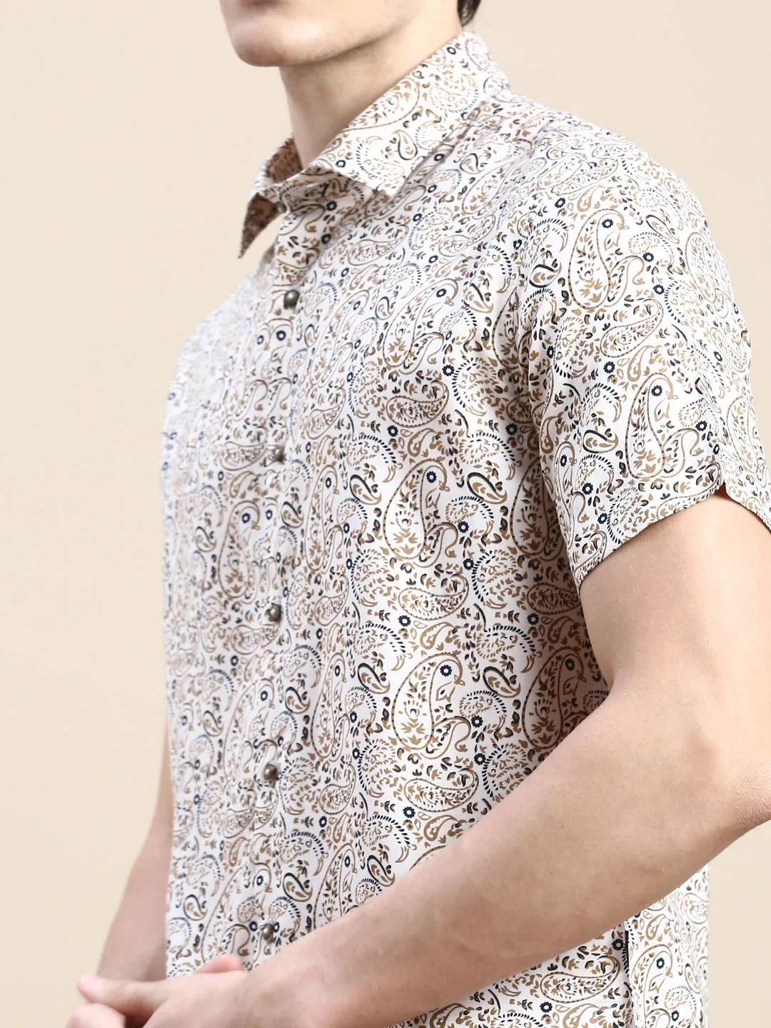 Men Cream Standard Paisley Printed Cotton Casual Shirt
