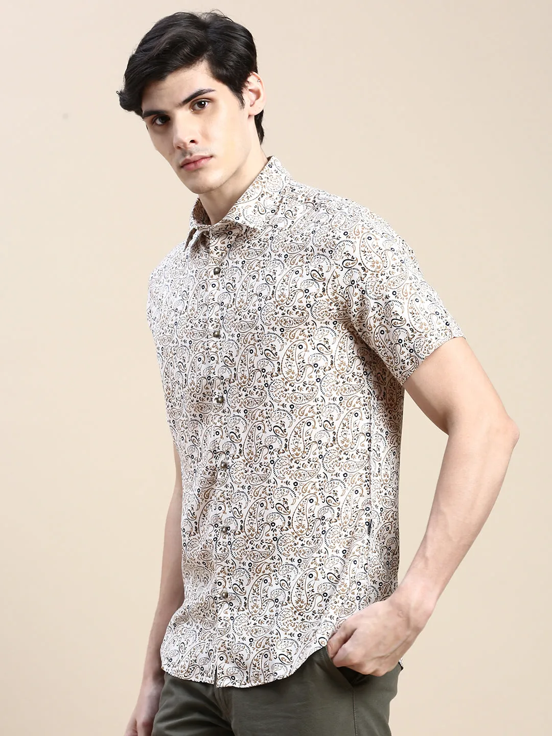 Men Cream Standard Paisley Printed Cotton Casual Shirt