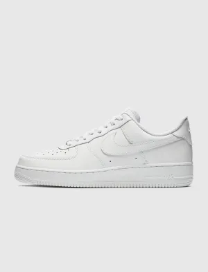 NIKE AIR FORCE 1 '07