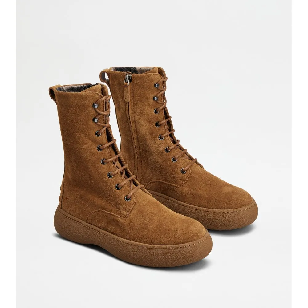 Tod's W. G. Lace-up Ankle Boots in Suede