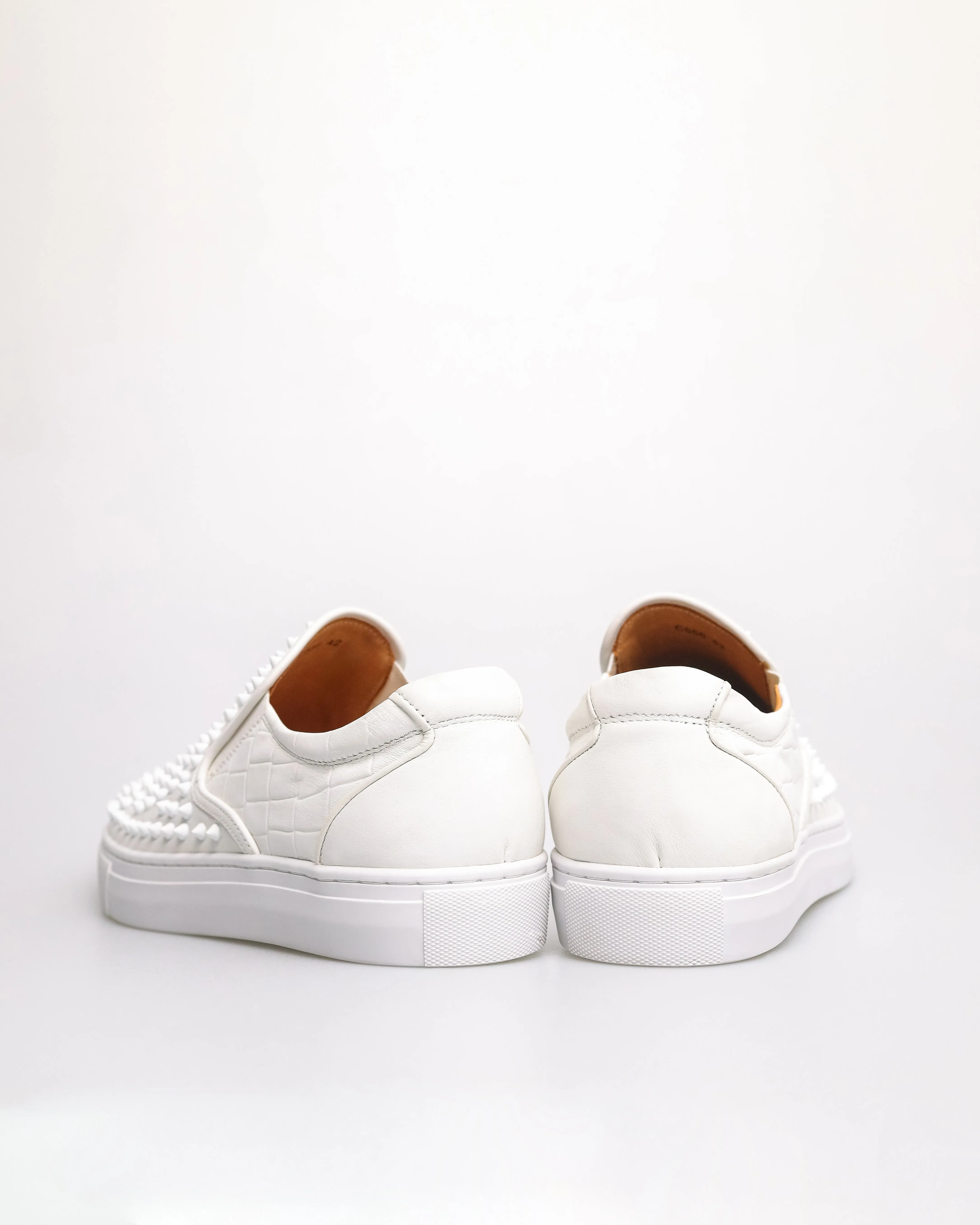 Tomaz C556 Men's Studded Sneakers