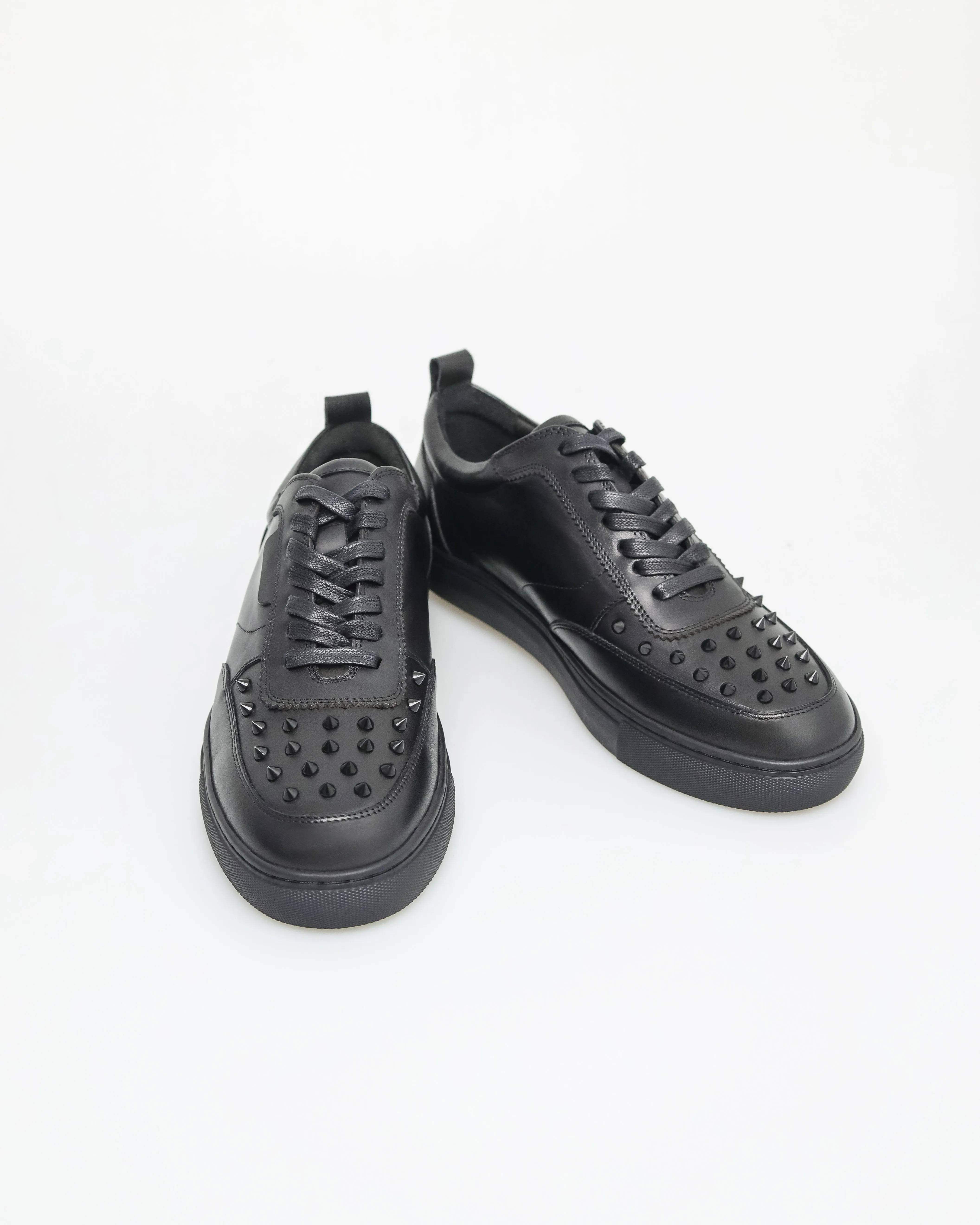 Tomaz C557 Men's Charcoal Studs Sneakers