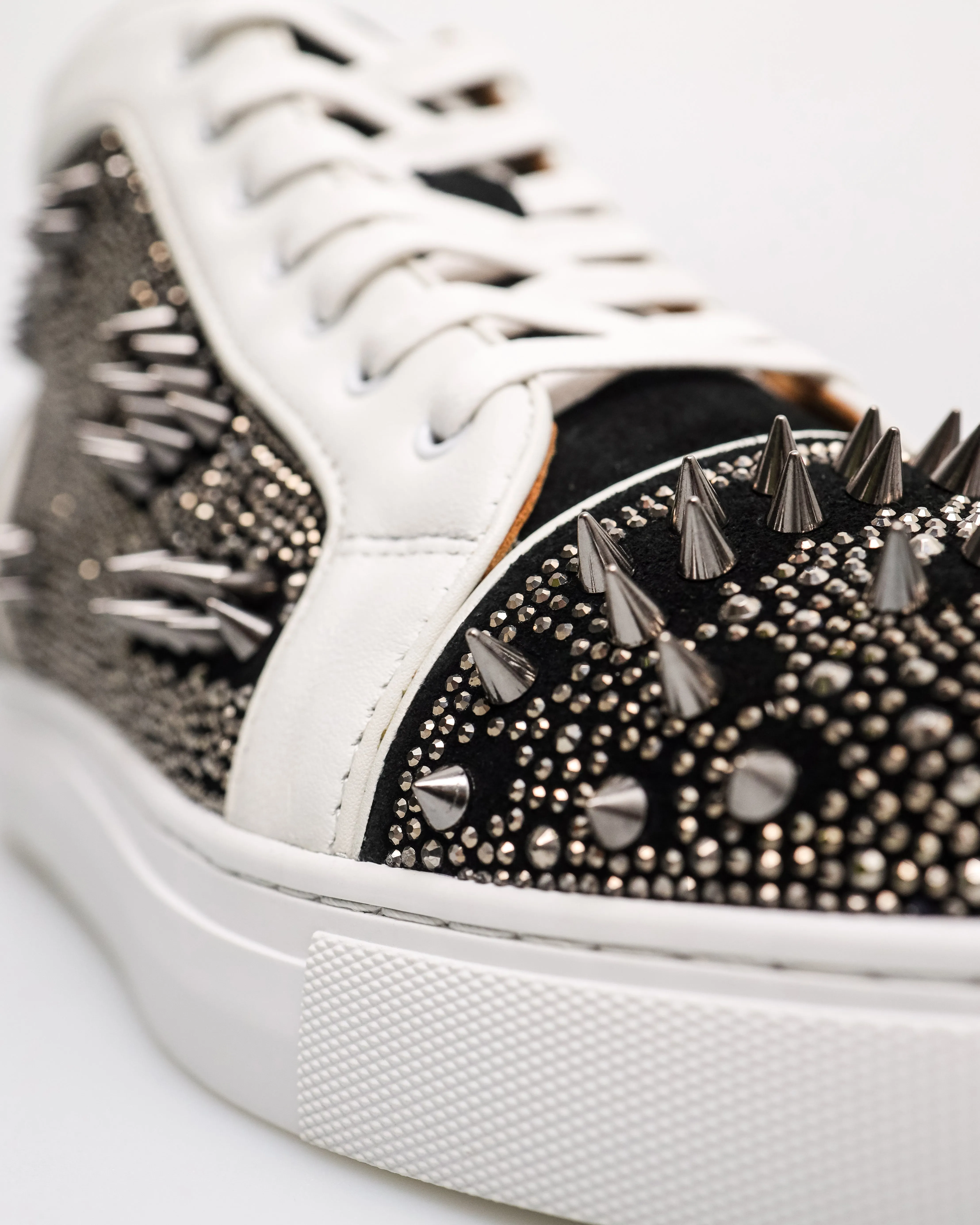 Tomaz C562 Men's SpikeStorm Sneakers