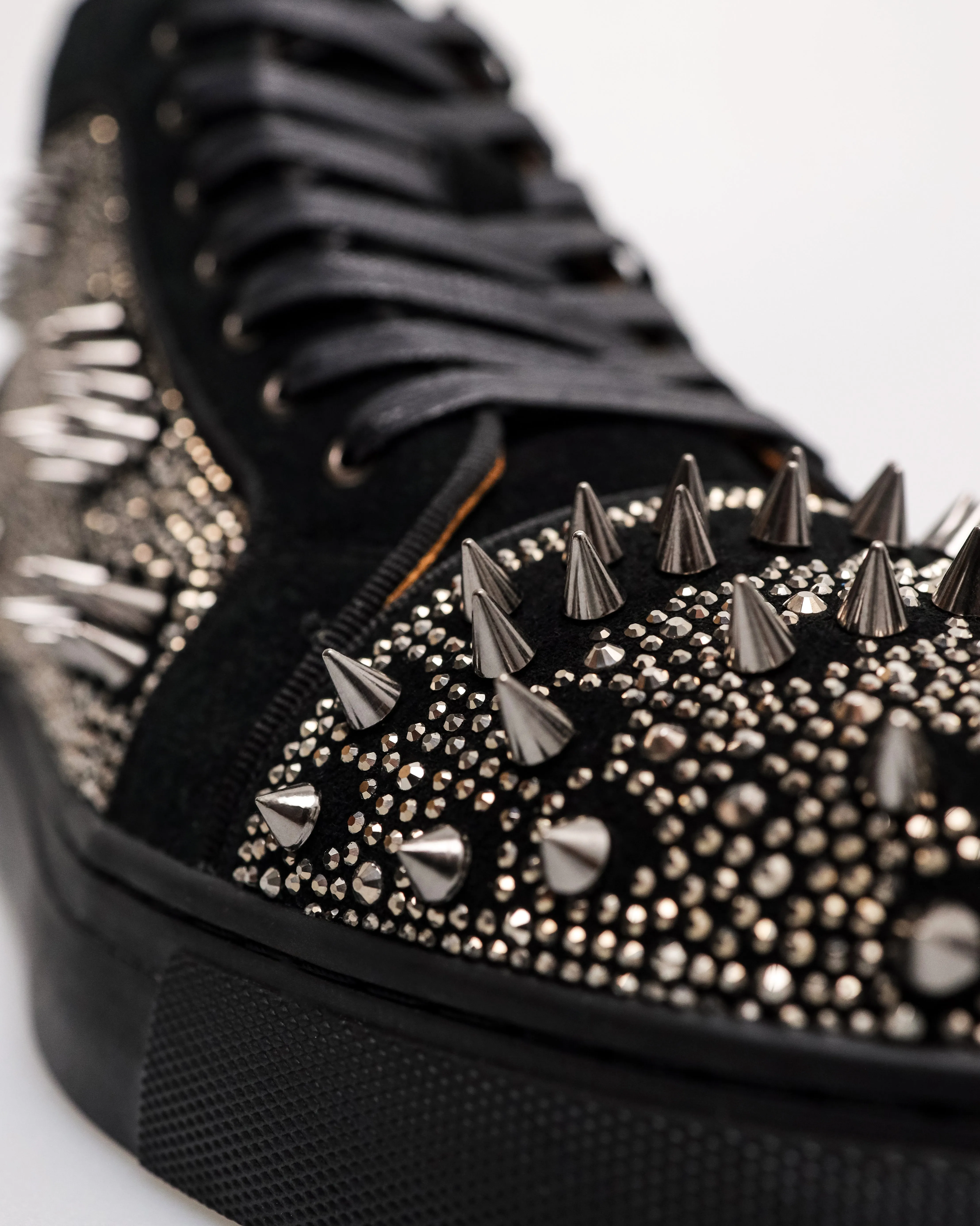 Tomaz C562 Men's SpikeStorm Sneakers