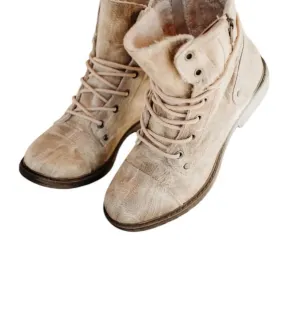 Women's Kenia Bootie In Cream
