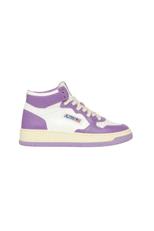 Women's Medalist Mid Sneakers In White & Lavender