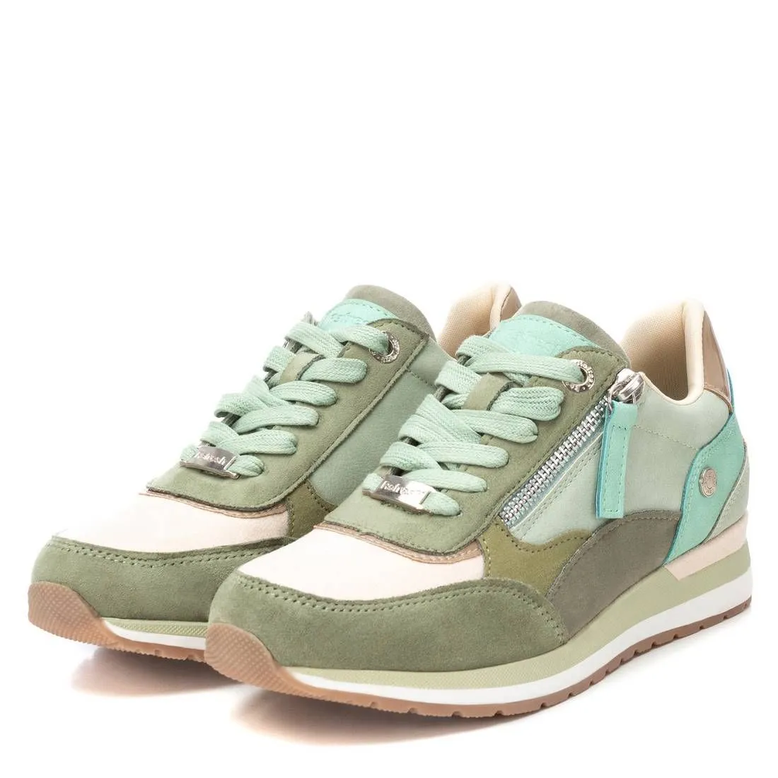 Women's sneakers
