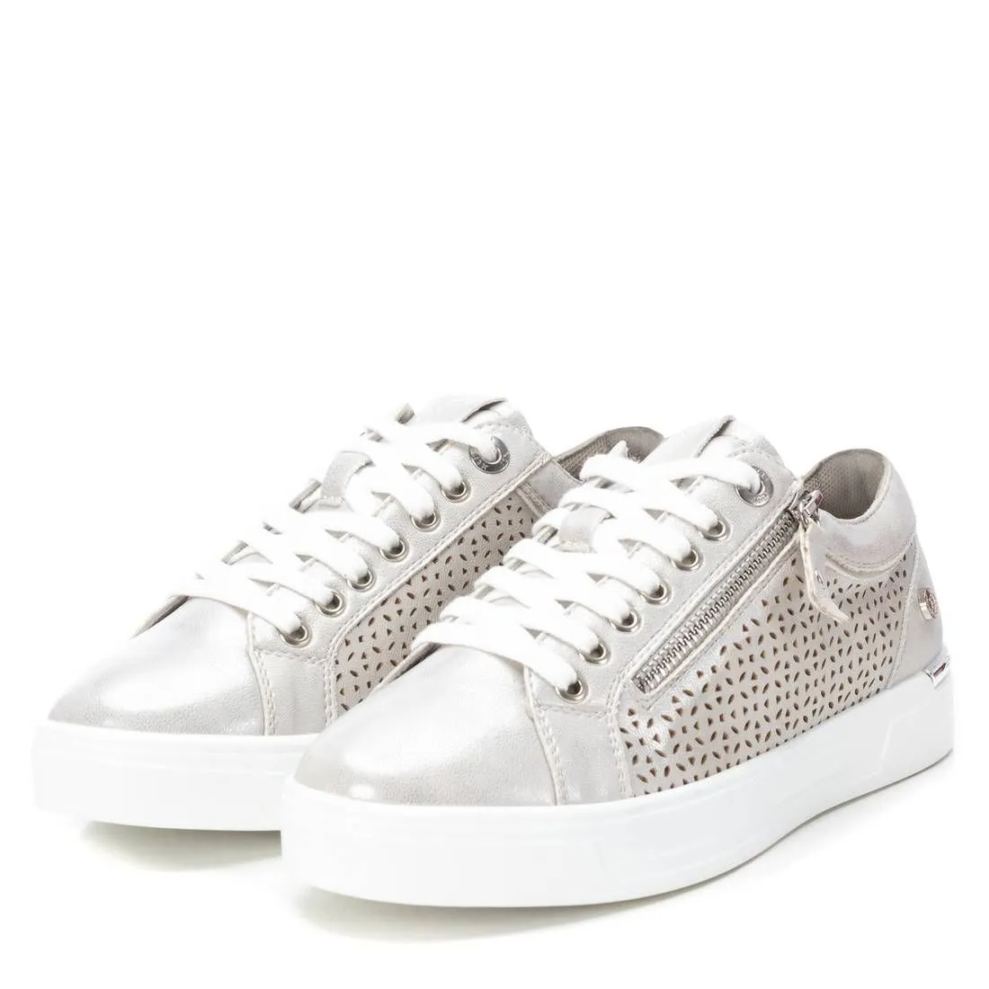 Women's sneakers